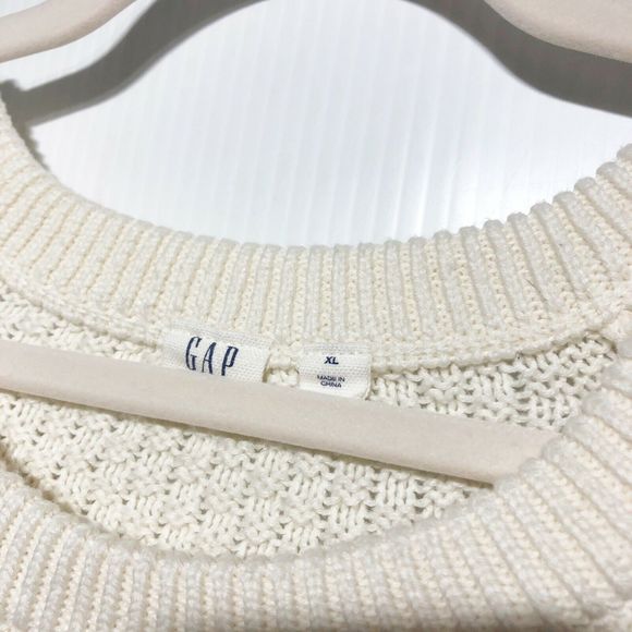 Gap Oatmeal Chunky Cable Knit Pullover Sweater - Picture 5 of 10